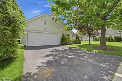 30 Victoria Dr, White Township, NJ 07823 - Photo 4