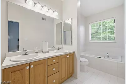 30 Victoria Dr, White Township, NJ 07823 - Photo 22