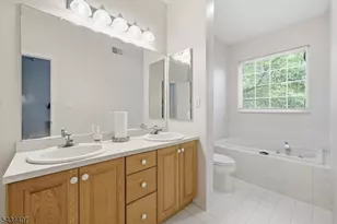 30 Victoria Dr, White Township, NJ 07823 - Photo 22