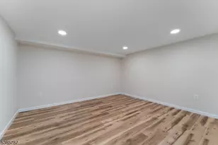 4 Lingert Ave, Clinton, NJ 08809 - Photo 32