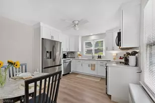 4 Lingert Ave, Clinton, NJ 08809 - Photo 12