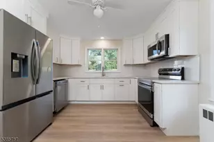 4 Lingert Ave, Clinton, NJ 08809 - Photo 14