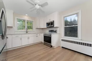 4 Lingert Ave, Clinton, NJ 08809 - Photo 16