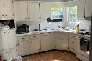 2801 Dewitt Terrace, Linden, NJ 07036 - Photo 4