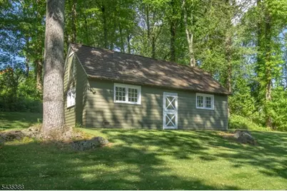 210 Douglass Ave, Bernardsville, NJ 07924 - Photo 44