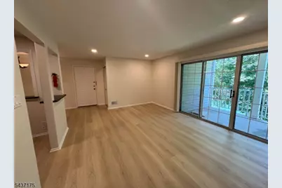 7 Sheffield Ct #7, North Brunswick Township, NJ 08902 - Photo 4