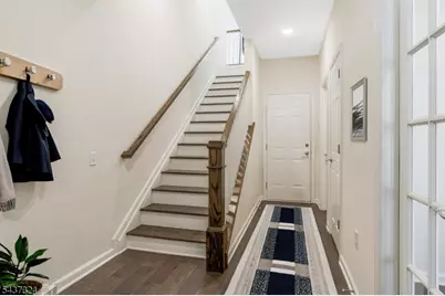 17 Gala Ct, Livingston Twp., NJ 07039 - Photo 6
