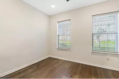17 Gala Ct, Livingston Twp., NJ 07039 - Photo 18