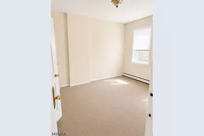98 E Centre St, Nutley, NJ 07110 - Photo 12