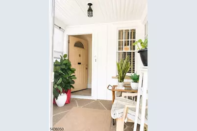 9 Sunset Ter, Irvington, NJ 07111 - Photo 4