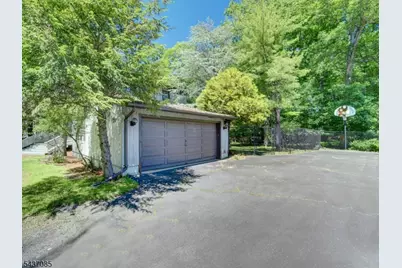 943 Sunset Rdg, Bridgewater, NJ 08807 - Photo 26