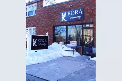 372 Lakeview Ave, Clifton, NJ 07011 - Photo 1