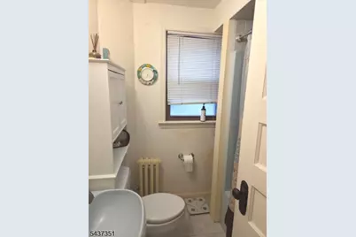 8 Highland Pl #1R, Maplewood, NJ 07040 - Photo 1