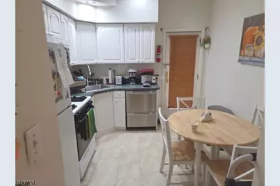 8 Highland Pl #1R, Maplewood, NJ 07040 - Photo 4
