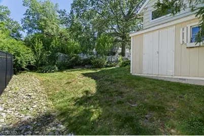 18 Aspen Rd, West Orange Township, NJ 07052 - Photo 20