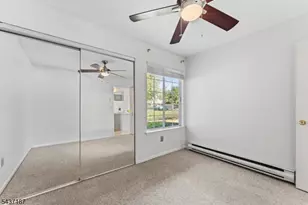 39 Larkspur Ct, Bedminster Township, NJ 07921 - Photo 10