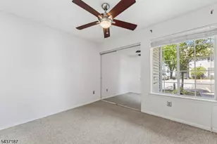 39 Larkspur Ct, Bedminster Township, NJ 07921 - Photo 8