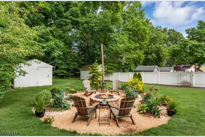 529 Wheatsheaf Rd, Roselle, NJ 07203 - Photo 24