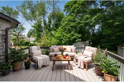 529 Wheatsheaf Rd, Roselle, NJ 07203 - Photo 30