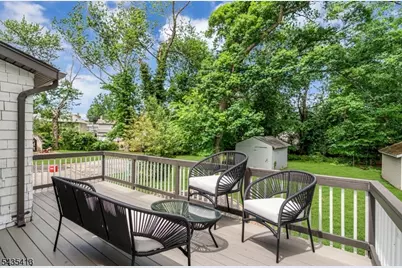 529 Wheatsheaf Rd, Roselle, NJ 07203 - Photo 28