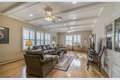 71 Bartholdi Ave, Butler, NJ 07405 - Photo 10