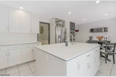 9 Grouse Road, Warren Township, NJ 07059 - Photo 12