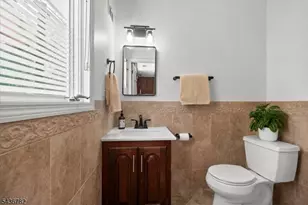 21 Carteret St, West Milford Twp., NJ 07480 - Photo 30