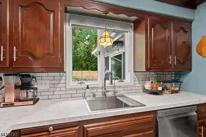 21 Carteret St, West Milford Twp., NJ 07480 - Photo 14