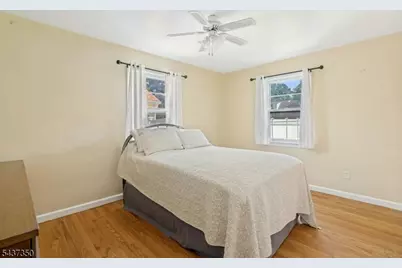 12 Evelyn Pl, East Hanover Township, NJ 07936 - Photo 14