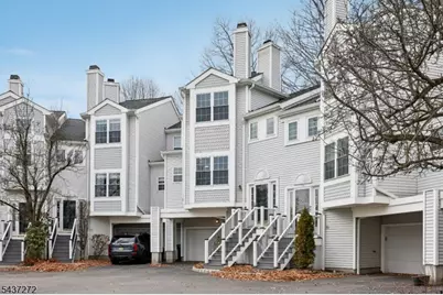 1310 Grandview Ct, Hanover Township, NJ 07981 - Photo 2