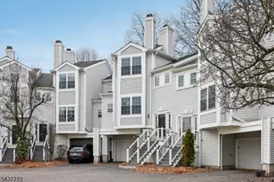 1310 Grandview Ct, Hanover Township, NJ 07981 - Photo 2