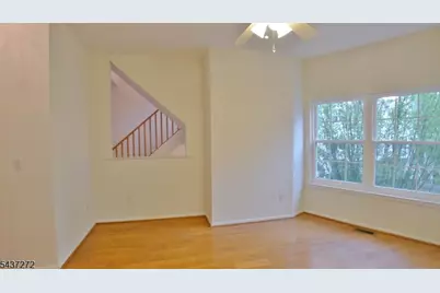 1310 Grandview Ct, Hanover Township, NJ 07981 - Photo 8