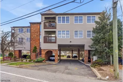 779 Riverside Ave #201, Lyndhurst Township, NJ 07071 - Photo 2