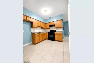 44 Astor St #3, Newark, NJ 07114 - Photo 6