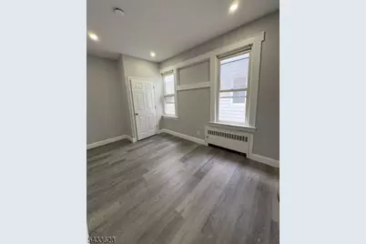 197 Hansbury Ave, Newark, NJ 07112 - Photo 8