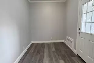 197 Hansbury Ave, Newark, NJ 07112 - Photo 12
