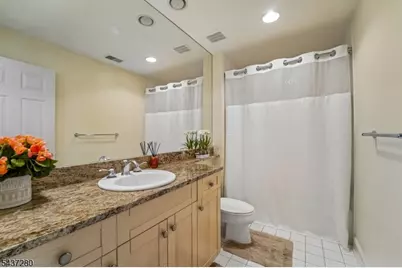 76 Schindler Way, Fairfield Twp., NJ 07004 - Photo 22