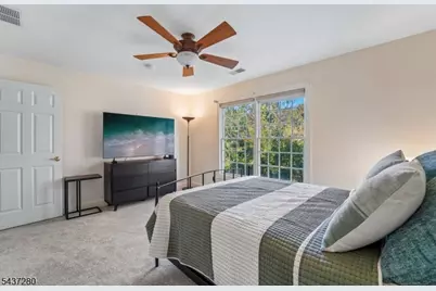 76 Schindler Way, Fairfield Twp., NJ 07004 - Photo 24