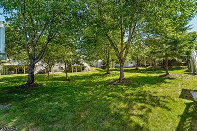 76 Schindler Way, Fairfield Twp., NJ 07004 - Photo 34