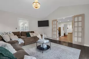 37 Schmitt Rd, West Orange Township, NJ 07052 - Photo 4