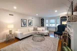 200 Wychwood Rd, Westfield, NJ 07090 - Photo 2