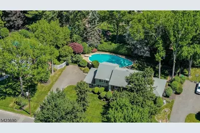 2278 Edgewood Ter, Scotch Plains Township, NJ 07076 - Photo 46