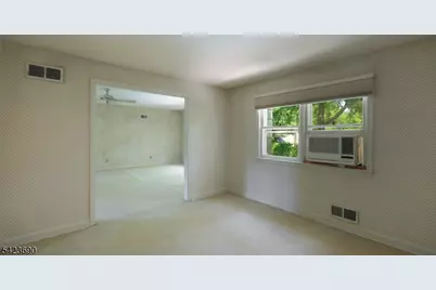 2278 Edgewood Ter, Scotch Plains Township, NJ 07076 - Photo 30