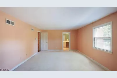2278 Edgewood Ter, Scotch Plains Township, NJ 07076 - Photo 22