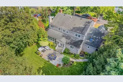 10 Fairview Ave, Summit, NJ 07901 - Photo 2