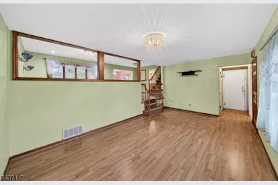 95 Pine St, Woodbridge Township, NJ 08830 - Photo 2