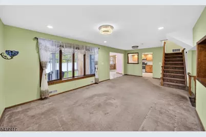 95 Pine St, Woodbridge Township, NJ 08830 - Photo 4