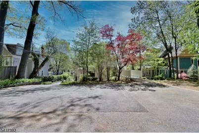 44 Christopher St #2, Montclair, NJ 07042 - Photo 42
