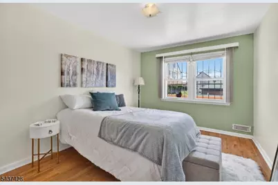 1089 E 23rd St, Paterson, NJ 07513 - Photo 16
