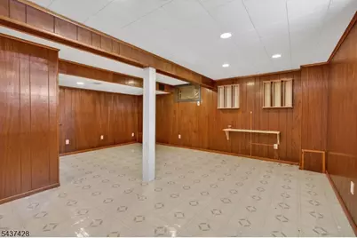 1089 E 23rd St, Paterson, NJ 07513 - Photo 26